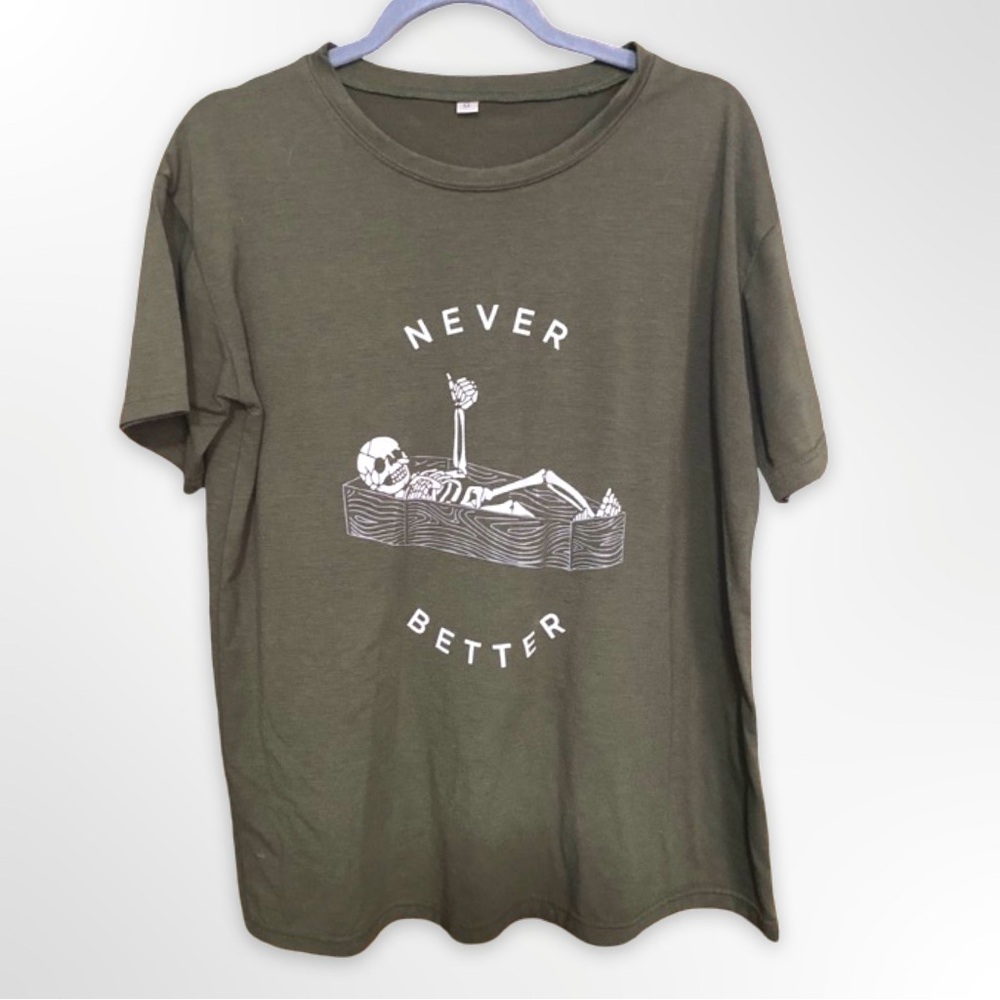Funny Men’s Medium Olive Green Tee w/ Skeleton